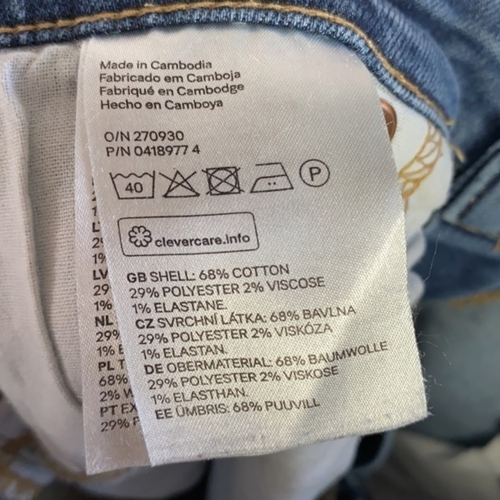 H&M L.O.G.G. Blue High Rise Jeans - Picture 5 of 7
